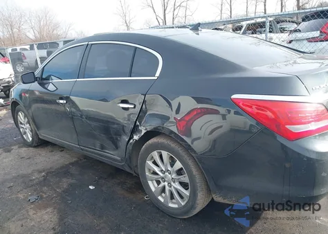 2014 Buick Lacrosse z USA, uszkodzony, nr VIN 1G4GA5GR1EF261750